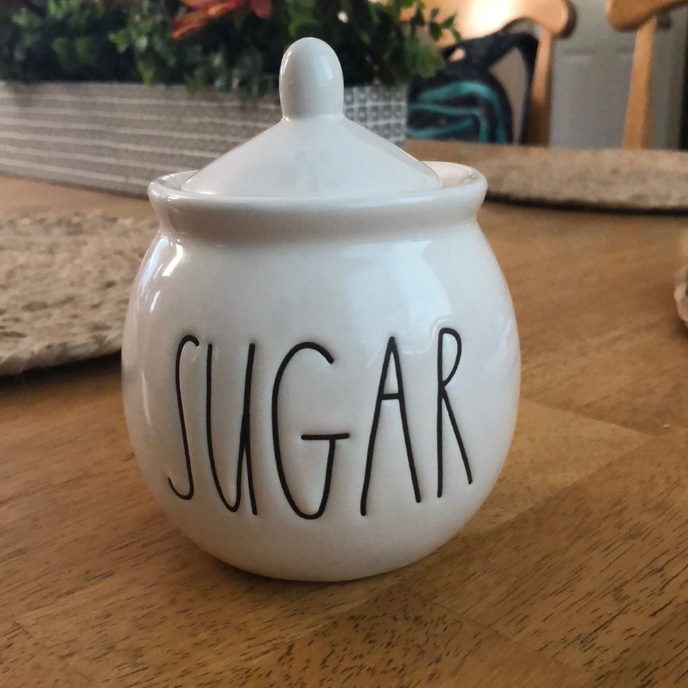 Sugar canister Rae Dunn